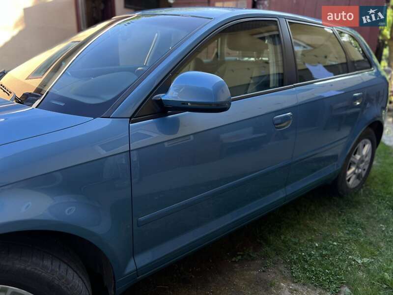 Хэтчбек Audi A3 2010 в Ужгороде