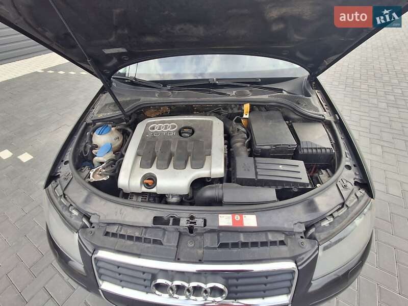 Хетчбек Audi A3 2004 в Кропивницькому