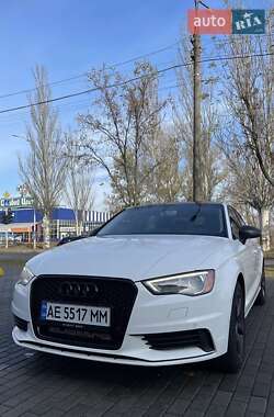 Седан Audi A3 2015 в 