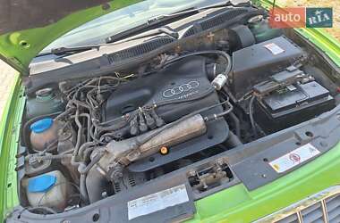 Хэтчбек Audi A3 1997 в 
