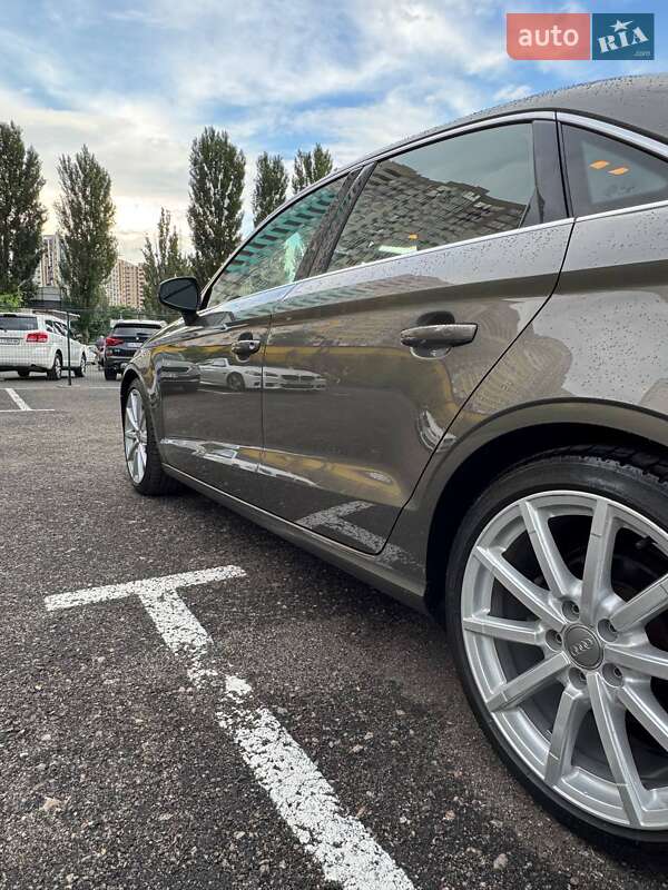 Седан Audi A3 2016 в Киеве фото 2 Седан Audi A3 2016 в Киеве