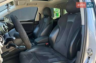 Хэтчбек Audi A3 2016 в 