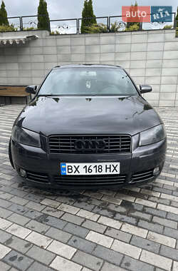 Хетчбек Audi A3 2004 в 