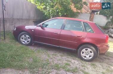 Хэтчбек Audi A3 2003 в 