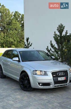 Хэтчбек Audi A3 2006 в 