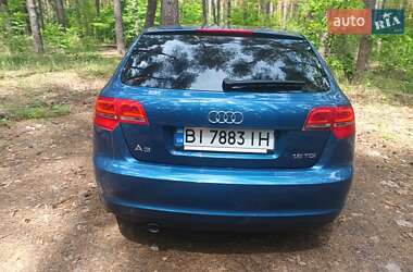 Хэтчбек Audi A3 2010 в 