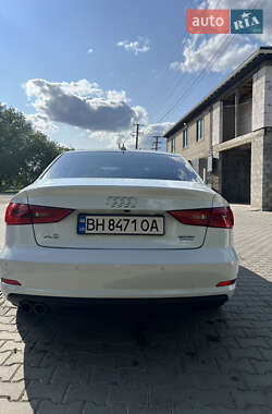 Седан Audi A3 2014 в 