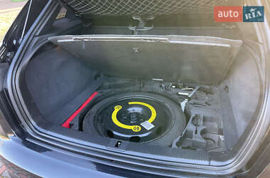 Хэтчбек Audi A3 2011 в 