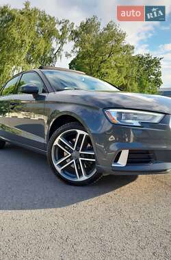 Седан Audi A3 2017 в 