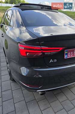 Седан Audi A3 2017 в 