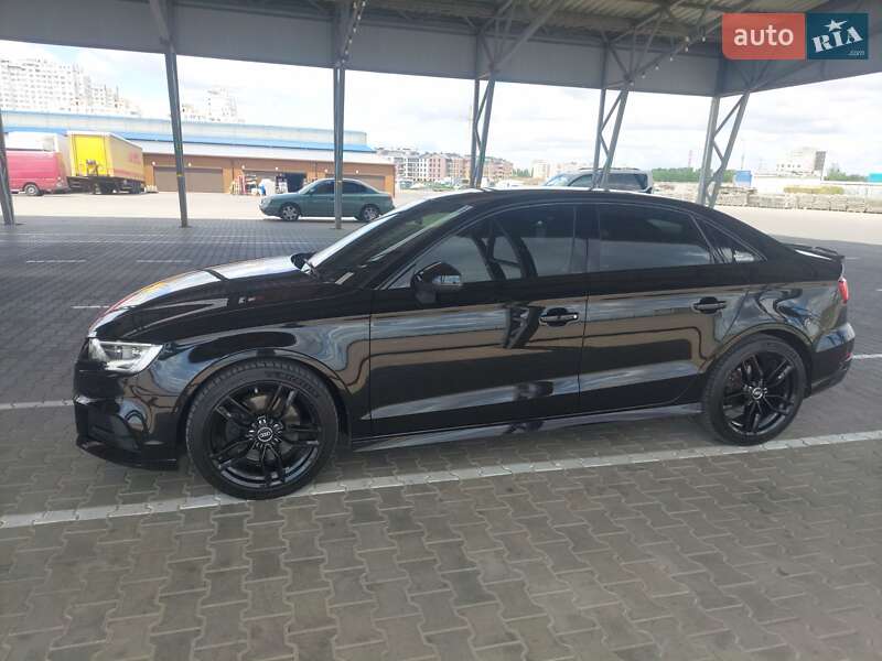 Седан Audi A3 2016 в Одессе