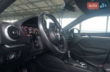 Седан Audi A3 2016 в 
