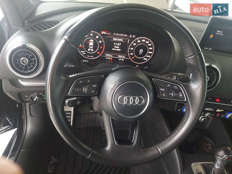 Седан Audi A3 2016 в Одессе