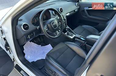 Хэтчбек Audi A3 2009 в 