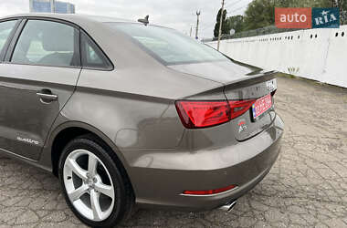 Седан Audi A3 2015 в 