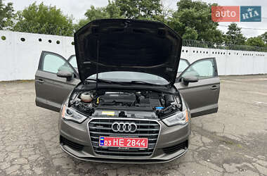 Седан Audi A3 2015 в 