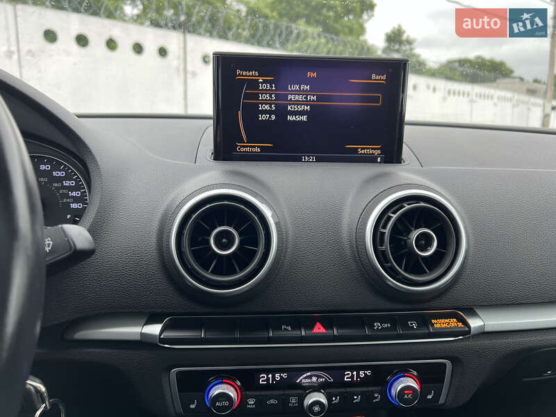 Седан Audi A3 2015 в Киеве