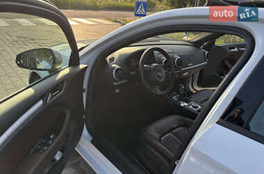 Седан Audi A3 2015 в 
