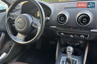 Седан Audi A3 2015 в 