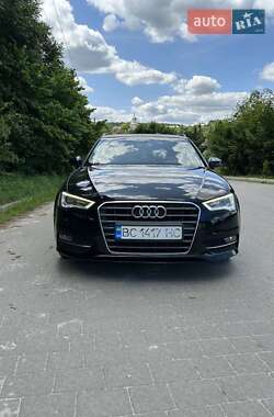 Хэтчбек Audi A3 2016 в 