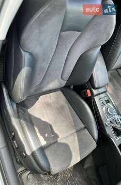 Хэтчбек Audi A3 2016 в 