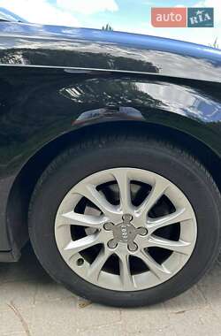 Хэтчбек Audi A3 2016 в 