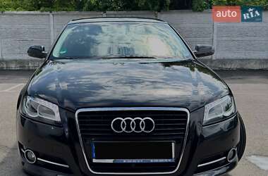 Хэтчбек Audi A3 2011 в 