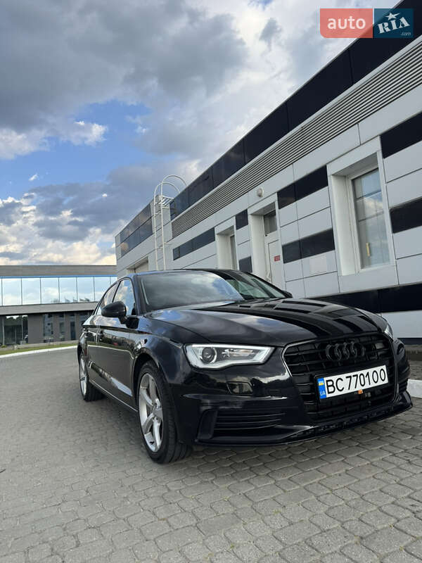 Седан Audi A3 2015 в Львове