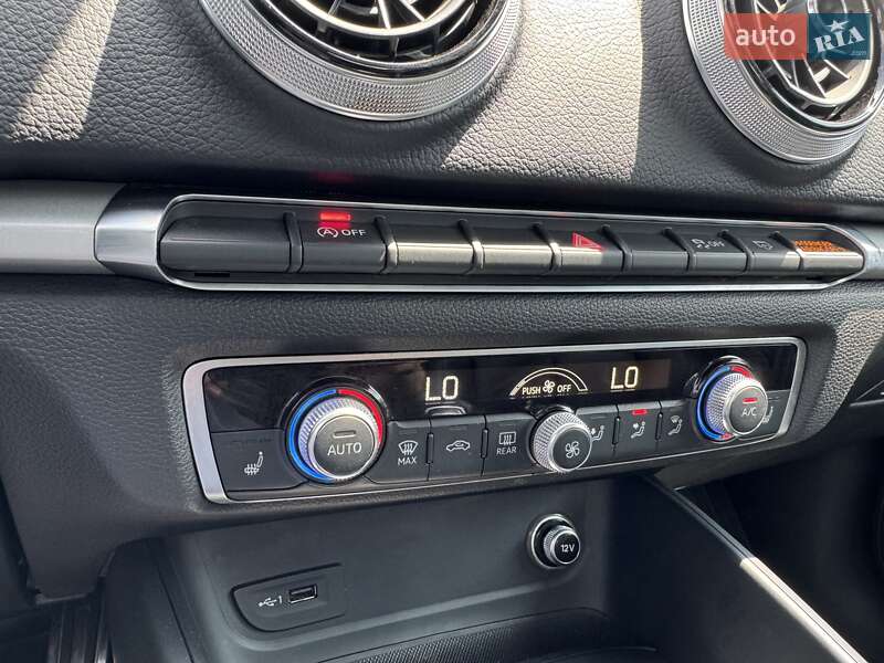 Седан Audi A3 2017 в Полтаве