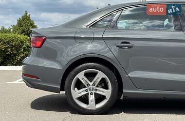 Седан Audi A3 2017 в 