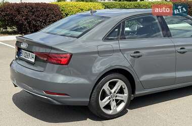 Седан Audi A3 2017 в 