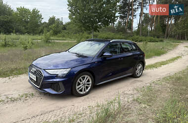 Хэтчбек Audi A3 2023 в Киеве