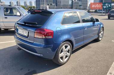 Хэтчбек Audi A3 2006 в 
