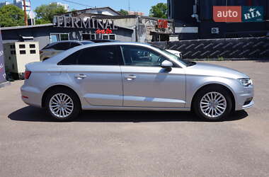 Седан Audi A3 2016 в 