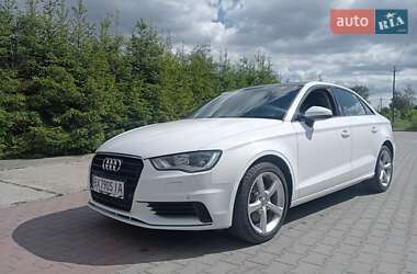 Седан Audi A3 2015 в 