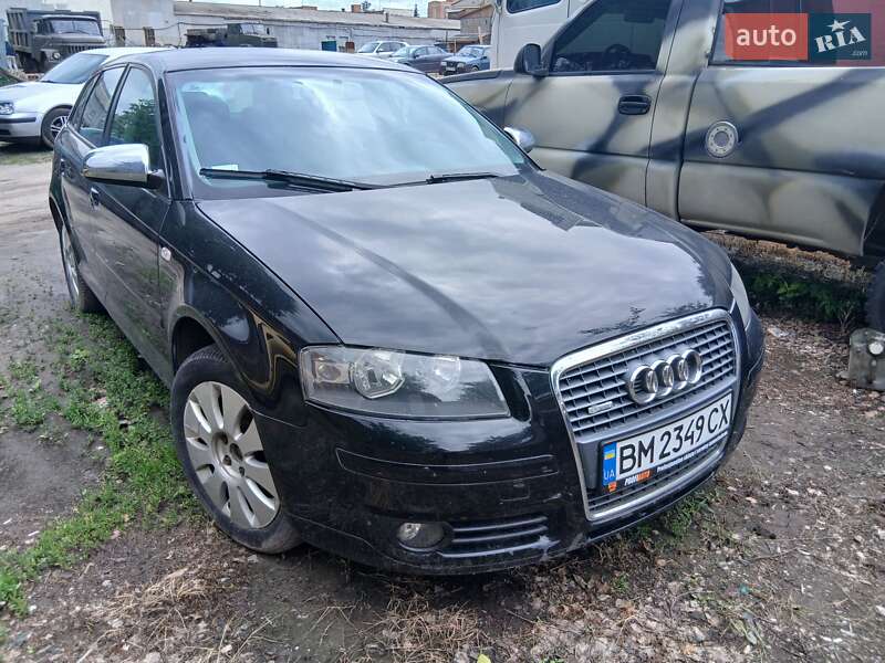 Хэтчбек Audi A3 2005 в 