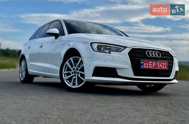 Хэтчбек Audi A3 2020 в 