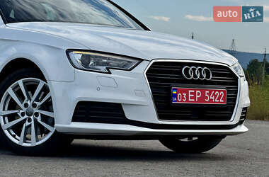 Хэтчбек Audi A3 2020 в 