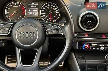Седан Audi A3 2016 в 