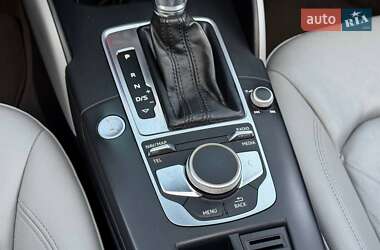 Седан Audi A3 2016 в 