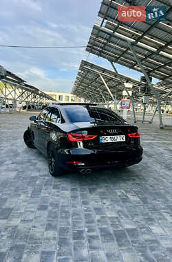 Седан Audi A3 2014 в 