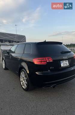 Хэтчбек Audi A3 2012 в 