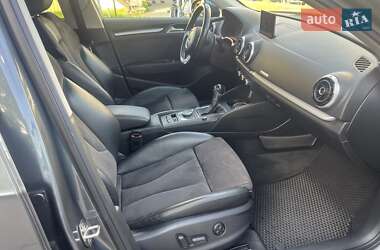 Хэтчбек Audi A3 2016 в 