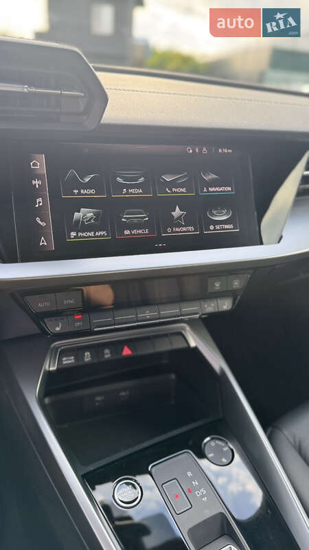 Седан Audi A3 2022 в Киеве