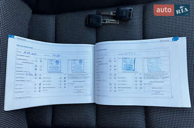 Хэтчбек Audi A3 2001 в 