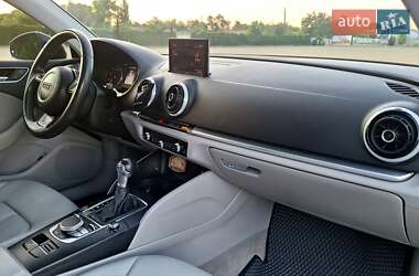 Седан Audi A3 2014 в 