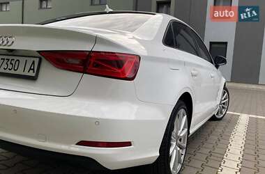 Седан Audi A3 2015 в 