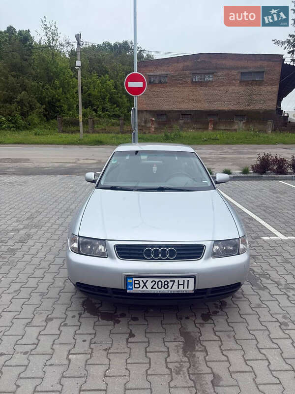 Хэтчбек Audi A3 1999 в Виньковцах