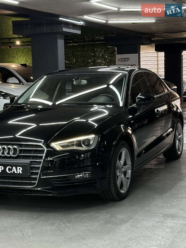 Седан Audi A3 2014 в Одессе