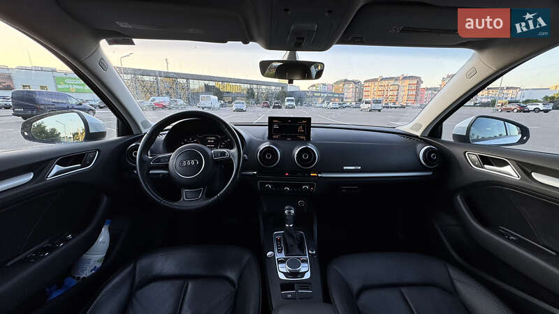 Седан Audi A3 2015 в Киеве